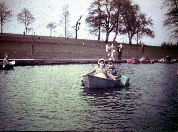 1960s Sutton Lawn boating